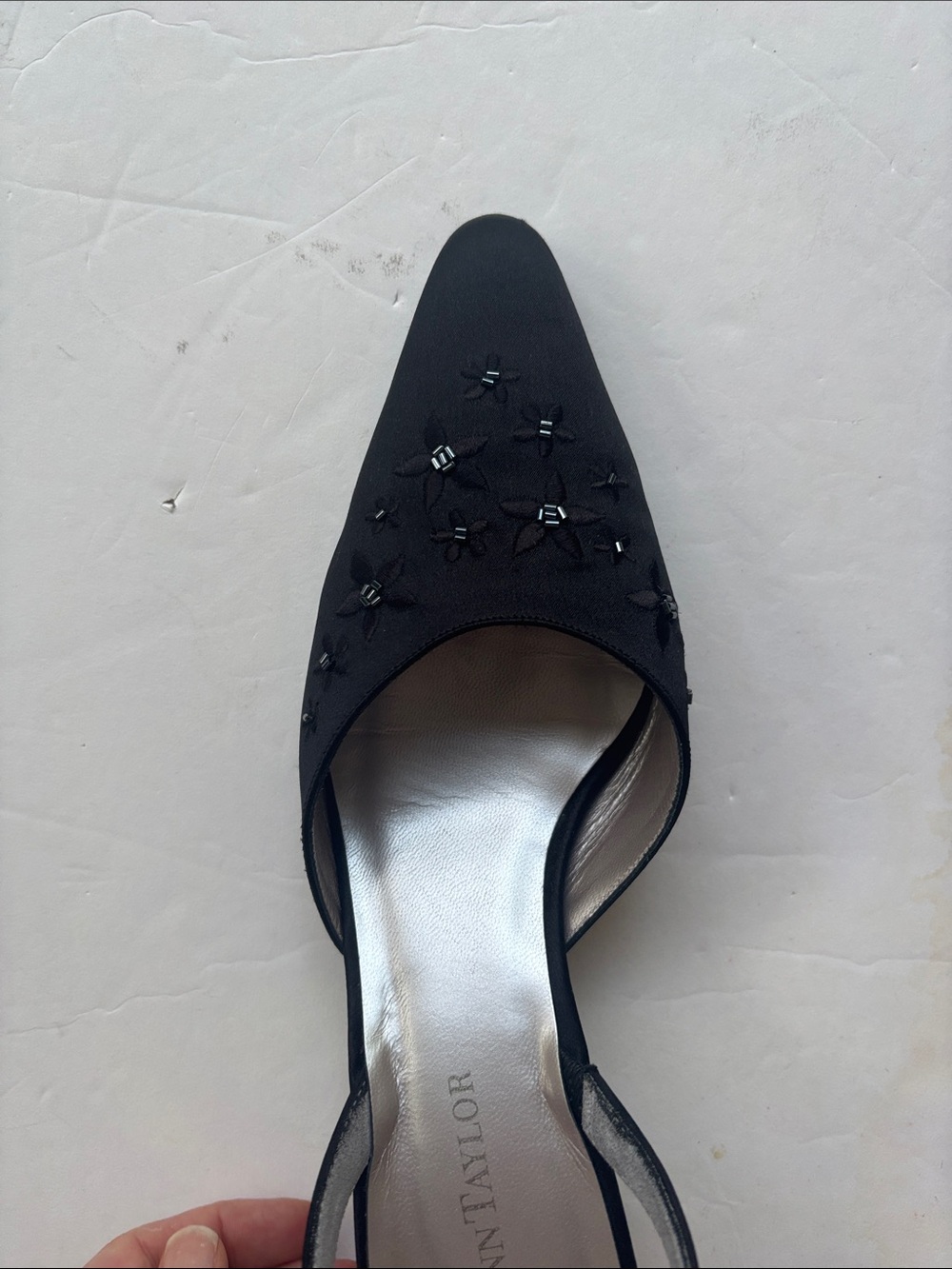 Vintage 90s Ann Taylor Italy Slingback Kitten Heel Black Beaded Y2K Formal 9 Hot - Picture 8 of 17